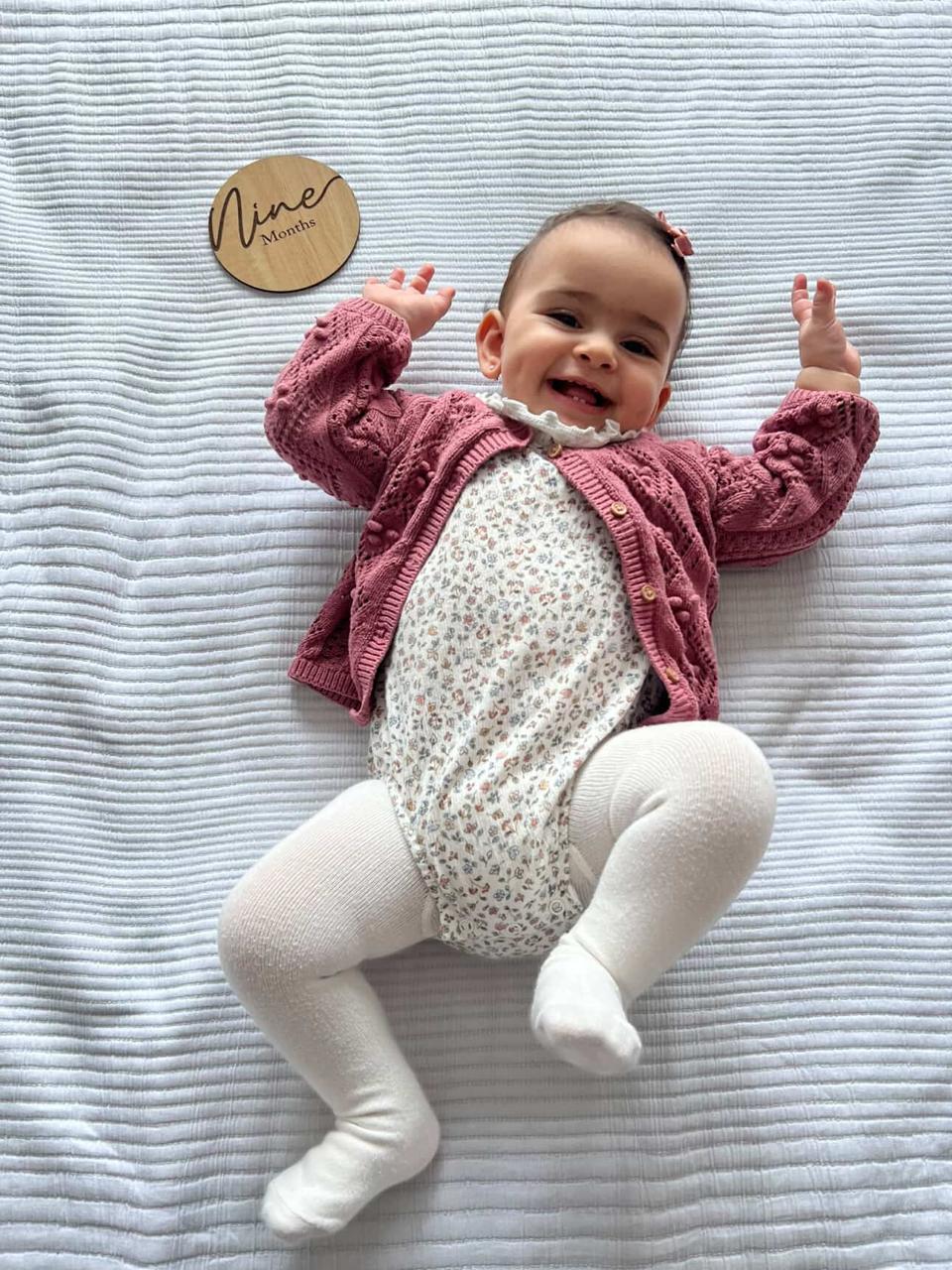 Baby wooden milestone cards